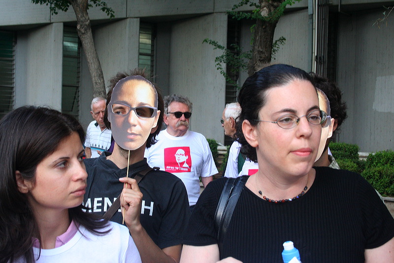 fahimatrial098.jpg